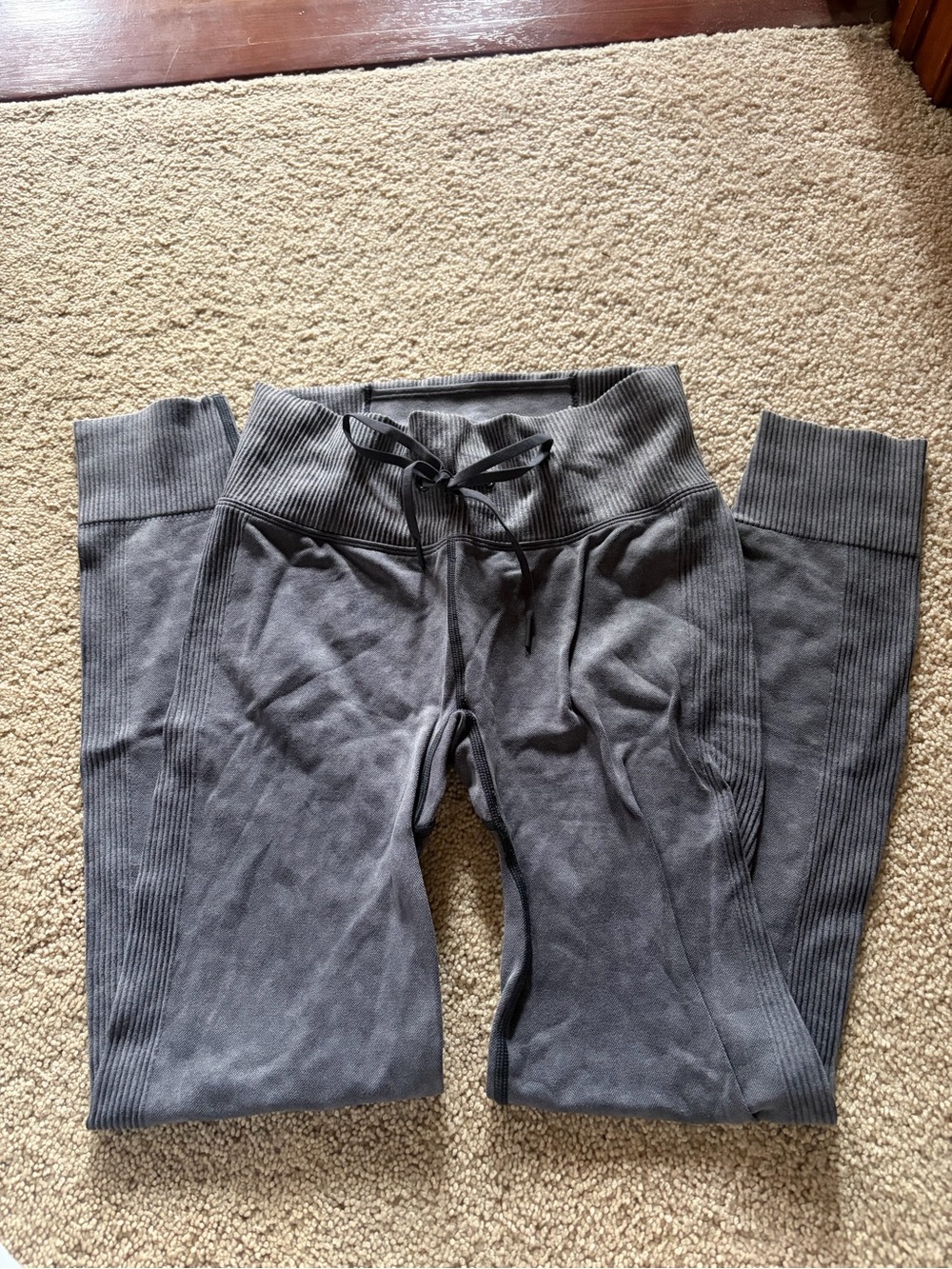 PINK Victoria's Secret Dark Gray Ribbed Waistband Leggings